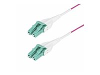 StarTech.com 3m (10ft) LC/LC (UPC) OM4 Multimode Fiber Optic Cable, OFNR - Koblingskabel - LC/UPC duplex multi-mode (hann) til LC/UPC duplex multi-mode (hann) - 3 m - 1.6 mm - fiberoptisk - dupleks - 50 / 125 mikroner - OM4 - OFNR - strømkabel - erikafiolett OM4RLCLC3M